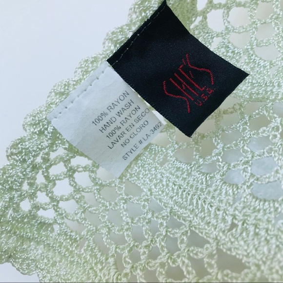 Knit Crop Top in mint green - Picture 4 of 5